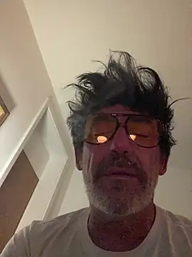 Snapshot of maxximere chatting on February 2026 10:09:02 PM maxximere online show from February 2026 10:09:02 PM