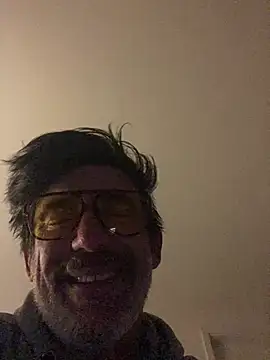 Snapshot of maxximere chatting on March 2026 02:08:01 AM maxximere online show from March 2026 02:08:01 AM