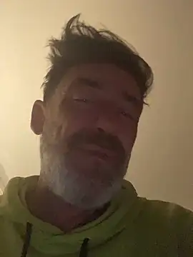 Snapshot of maxximere chatting on November 2025 01:54:01 AM maxximere online show from November 2025 01:54:01 AM