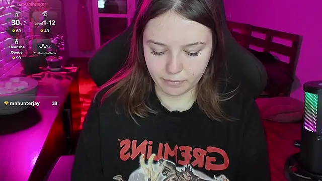 XNirvanaX online show from December 2025 03:57:01 AM