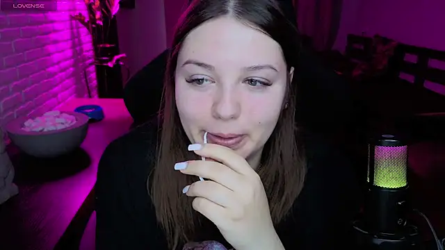 XNirvanaX online show from April 2026 05:24:01 AM