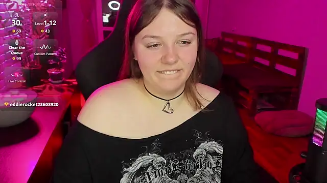 XNirvanaX online show from December 2025 02:49:01 AM