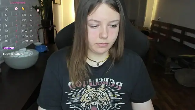 XNirvanaX online show from April 2026 04:30:01 AM