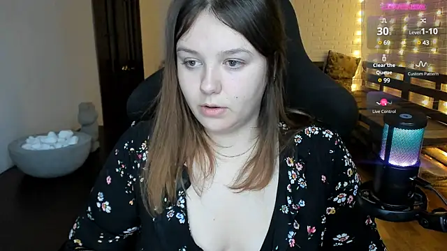 XNirvanaX online show from December 2024 04:37:01 AM