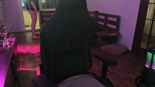 XNirvanaX online show from March 2026 04:50:02 AM