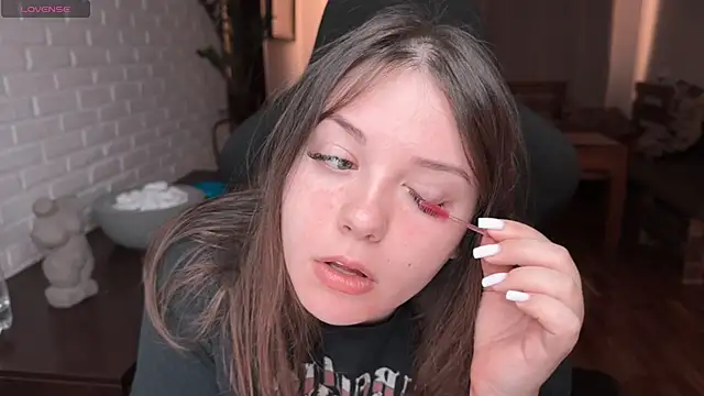 XNirvanaX online show from April 2026 03:32:01 AM