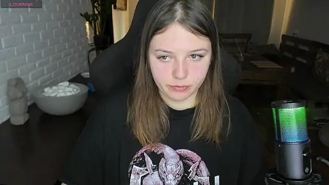 XNirvanaX online show from March 2026 04:03:01 AM