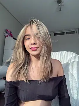 Irina Grant online show from March 2026 09:44:01 PM