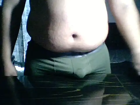 Wildguycums online show from November 2025 06:13:02 PM