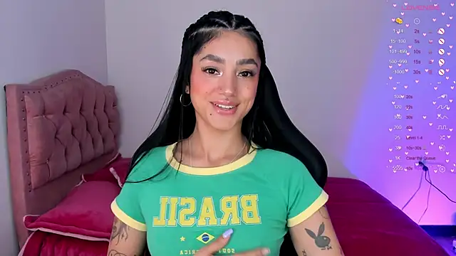 Lizzie corner v online show from May 2026 03:07:01 PM