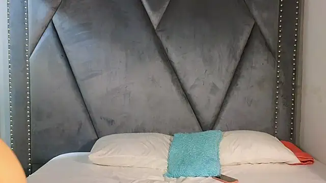 SexyLeilaa online show from March 2025 03:53:02 AM