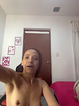 SexyLeilaa online show from September 2025 01:32:02 AM