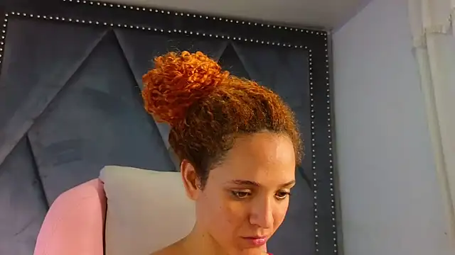 SexyLeilaa online show from March 2025 03:17:01 AM