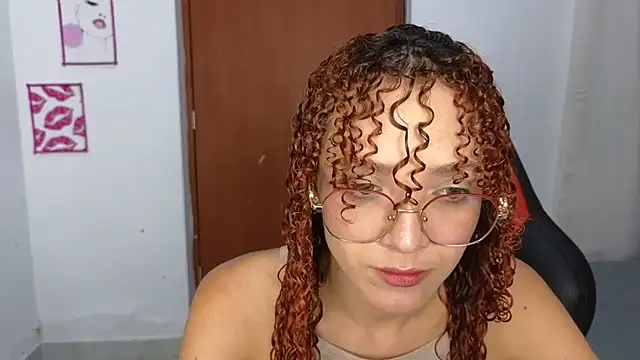 SexyLeilaa online show from October 2025 01:26:02 AM