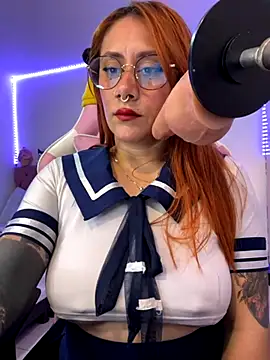 Luna Paris  online show from November 2025 11:05:01 PM