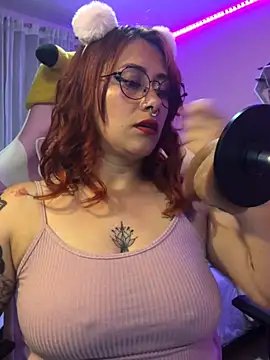 Snapshot of Luna_Paris_ chatting on January 2025 12:27:02 AM Luna Paris online show from January 2025 12:27:02 AM