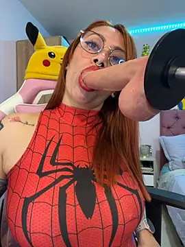 Luna Paris  online show from October 2025 02:07:02 PM