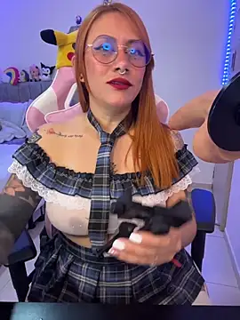 Luna Paris  online show from February 2026 02:39:01 PM