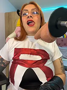 Luna Paris  online show from October 2025 08:39:02 PM