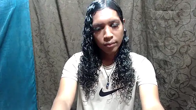 shairaStarr online show from October 2025 02:57:01 AM