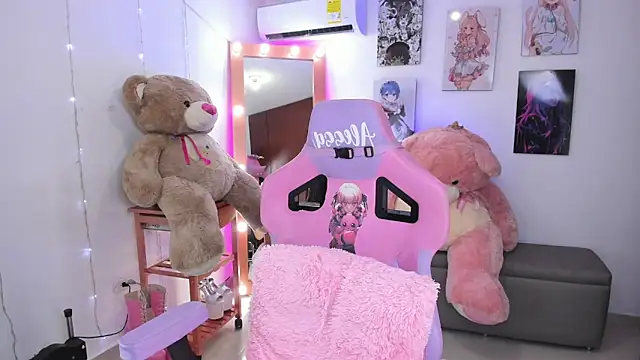 alessandrathedoll online show from February 2026 05:35:01 PM