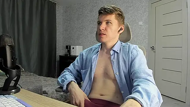 Bananas dick online show from June 2026 04:06:01 PM