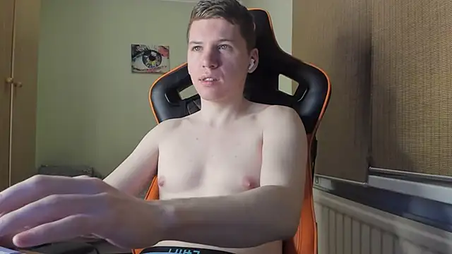 Snapshot of Bananas_dick chatting on December 2024 04:48:02 AM Bananas dick online show from December 2024 04:48:02 AM