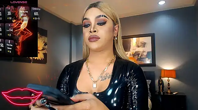 BitchyTYRA online show from March 2025 11:46:01 PM