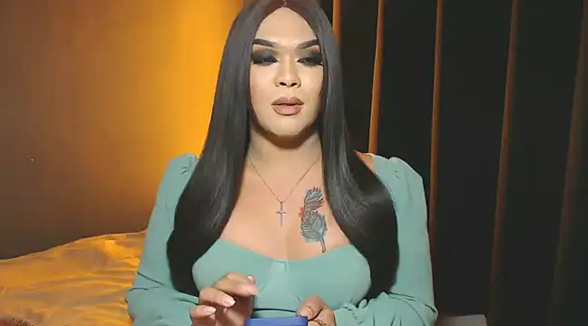 Snapshot of VictoriaEliz chatting on January 2025 08:04:02 PM VictoriaEliz online show from January 2025 08:04:02 PM