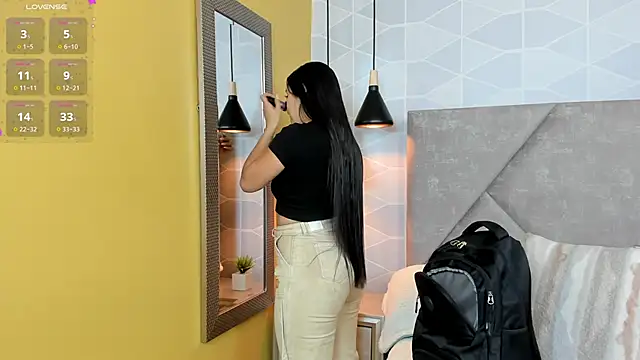 Snapshot of Sammy_Fit_ chatting on December 2025 12:48:01 PM Sammy Fit online show from December 2025 12:48:01 PM