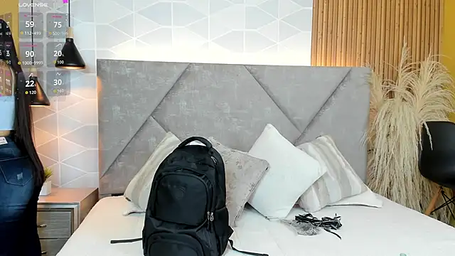 Snapshot of Sammy_Fit_ chatting on November 2025 12:49:01 PM Sammy Fit online show from November 2025 12:49:01 PM