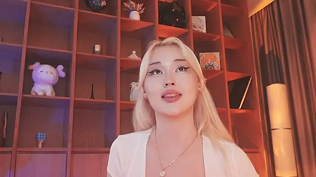 Snapshot of hyun_chia chatting on October 2025 08:44:01 PM hyun chia online show from October 2025 08:44:01 PM