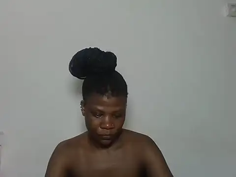 Snapshot of Sweetbaby004 chatting on December 2025 07:15:01 PM Sweetbaby004 online show from December 2025 07:15:01 PM