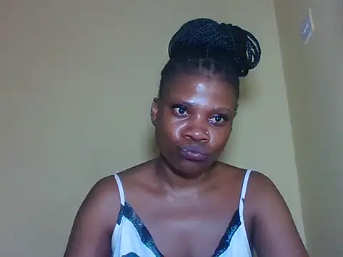 Snapshot of Sweetbaby004 chatting on July 2026 01:57:02 AM Sweetbaby004 online show from July 2026 01:57:02 AM