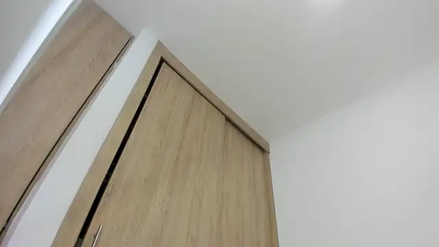 candyhotsquirt xx online show from October 2025 11:05:02 PM