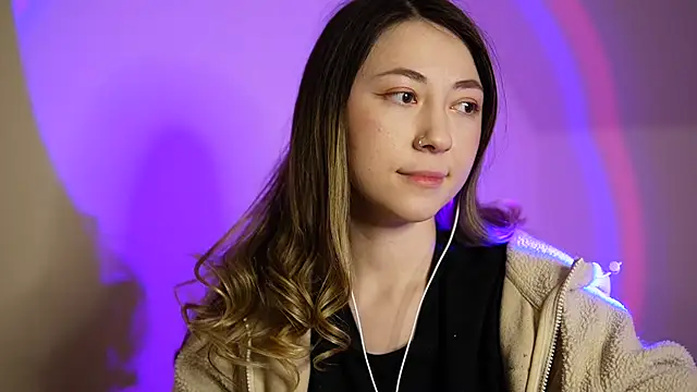 chibi moon  online show from February 2025 09:17:01 PM