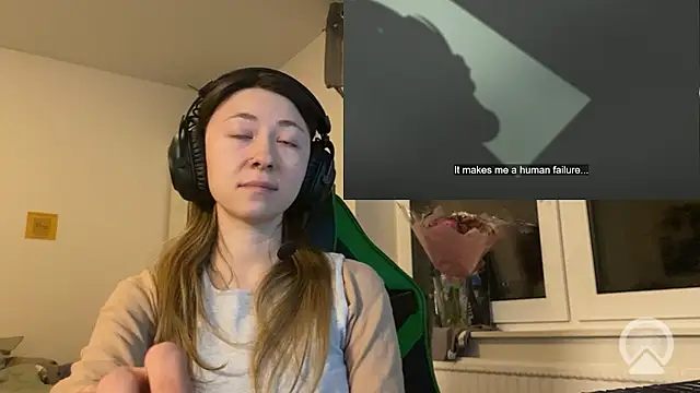 chibi moon  online show from January 2026 08:04:02 PM