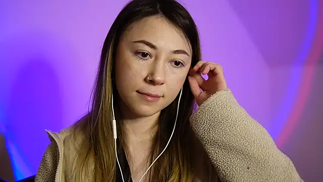 chibi moon  online show from January 2025 05:43:02 PM