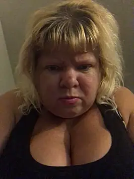 JemJensen30 online show from October 2025 06:25:01 AM