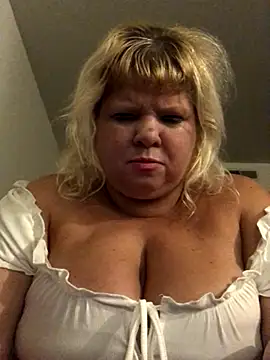 JemJensen30 online show from September 2025 07:03:01 AM