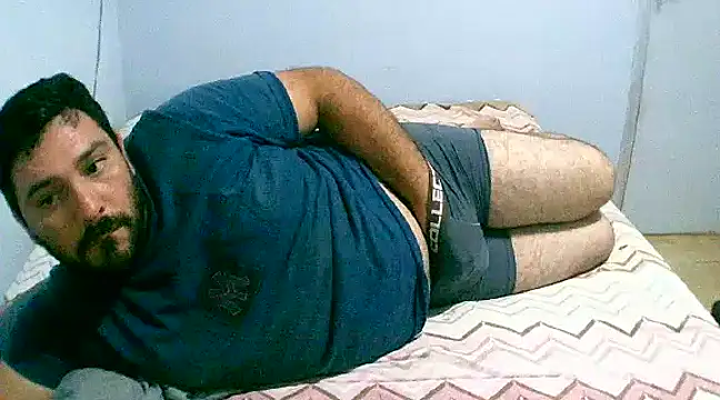 lucasprloco online show from March 2025 11:58:01 PM