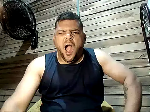 Arcangel 05 online show from April 2026 04:09:01 AM