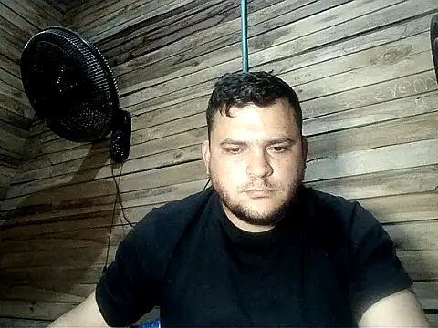 Arcangel 05 online show from May 2026 04:49:01 AM
