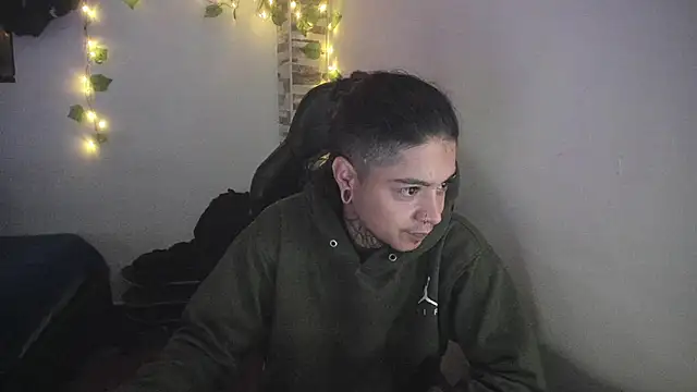 Snapshot of saad_man chatting on November 2025 05:33:02 AM saad man online show from November 2025 05:33:02 AM