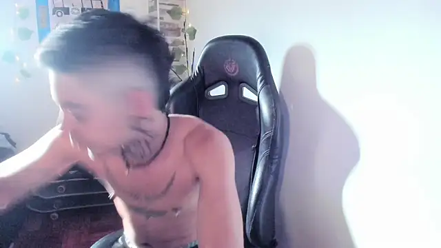 Snapshot of saad_man chatting on December 2025 09:20:01 PM saad man online show from December 2025 09:20:01 PM