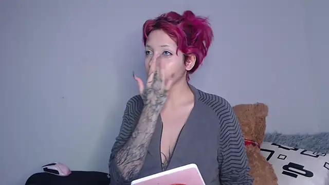 MaryJannes online show from October 2025 07:43:01 AM