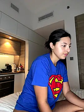 alexademie1 online show from November 2025 01:44:02 PM