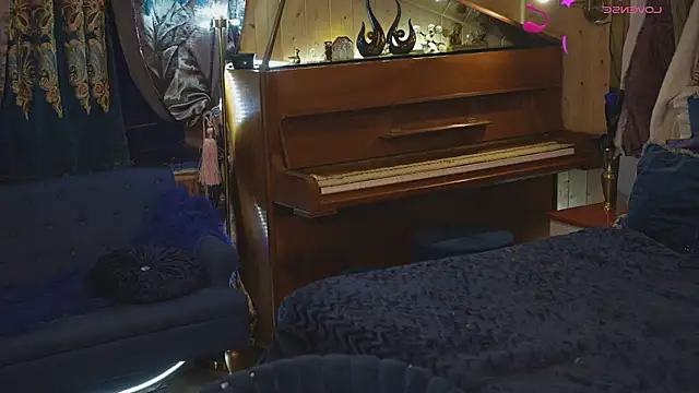 VanessaDoyle online show from February 2026 07:24:01 PM