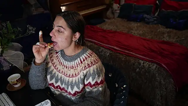 VanessaDoyle online show from November 2025 05:02:01 PM