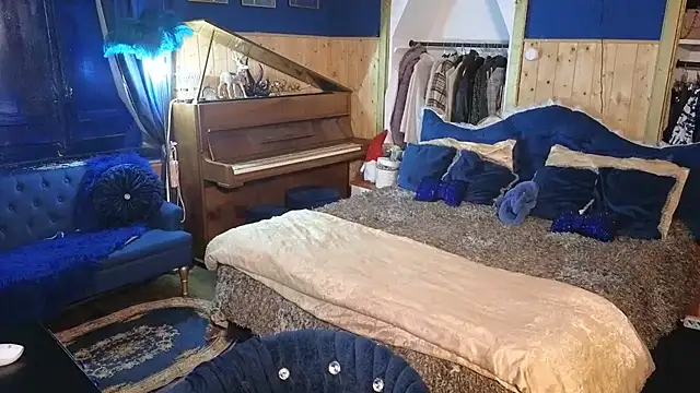 VanessaDoyle online show from December 2025 05:43:01 AM